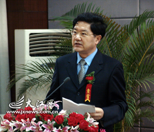 为瓷博会热身 “景德镇高技术陶瓷国际论坛”开幕景德镇,瓷博会,论坛