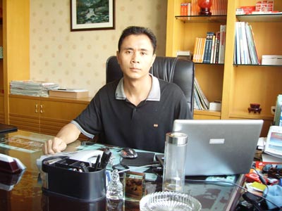 丁坤总经理