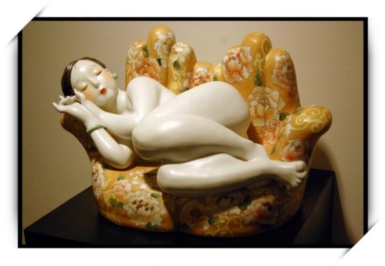 【图文音】现代仕女瓷器作品欣赏